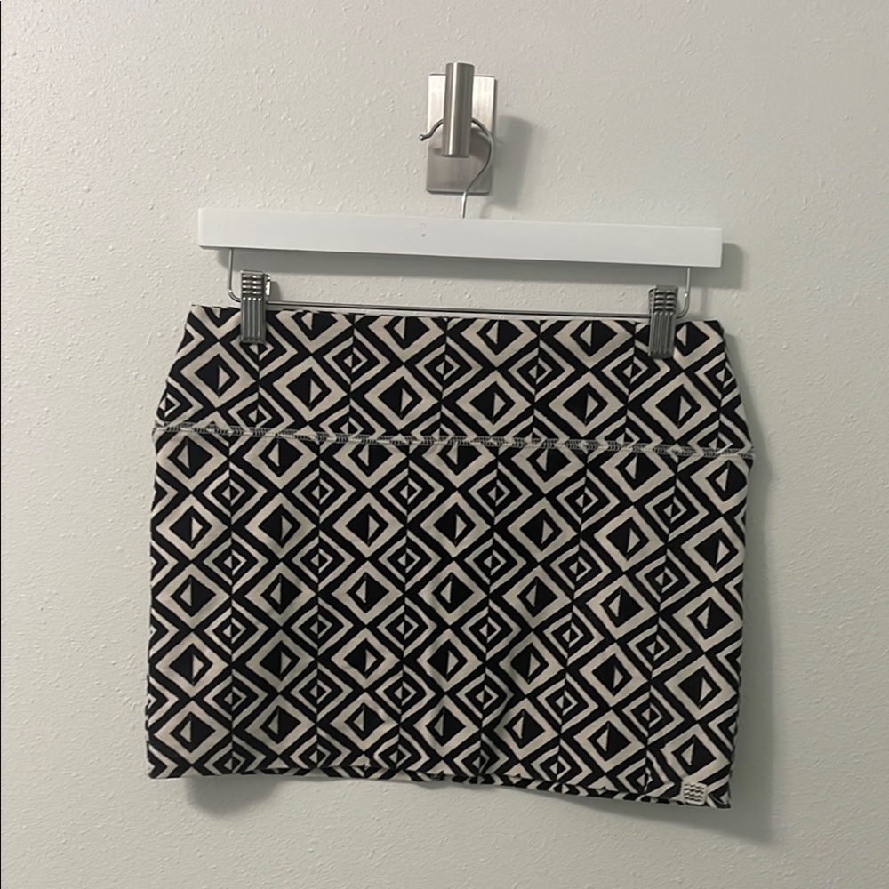 Geometric Black and White Skirt